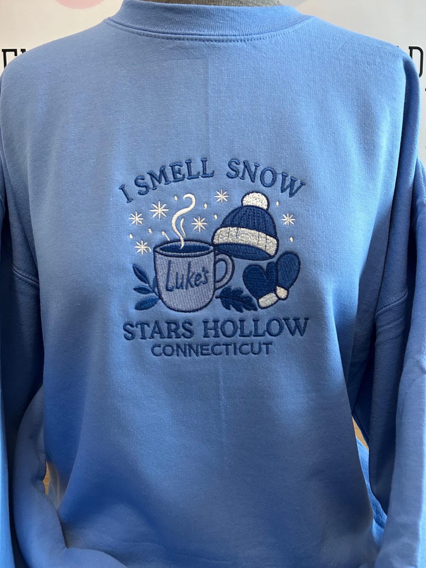 I smell Snow Embroidery